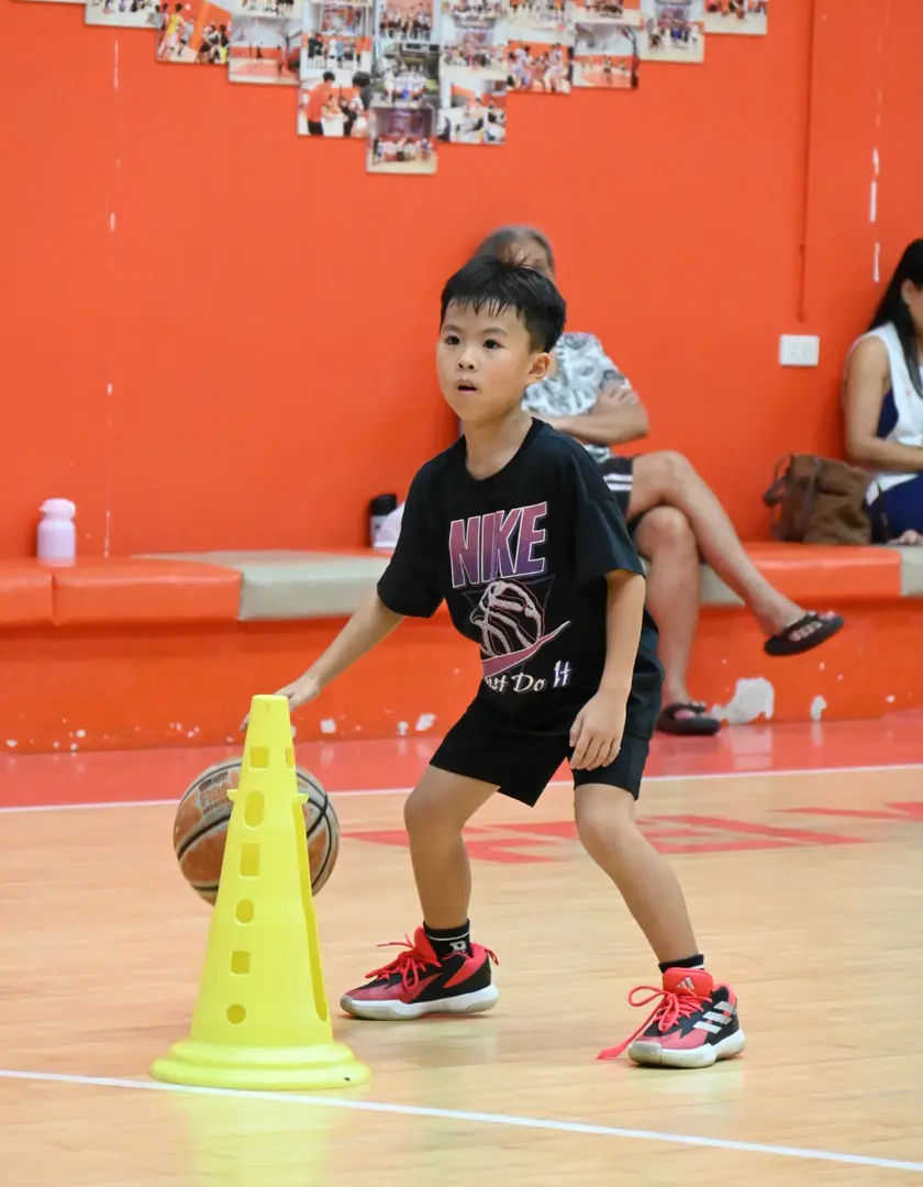U8 player developing ball control